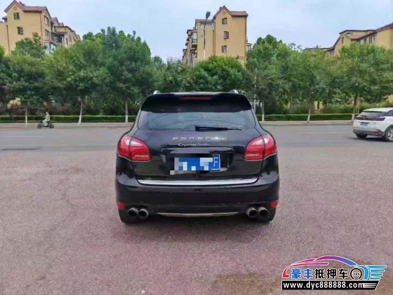 14年保时捷卡宴轿车抵押车出售