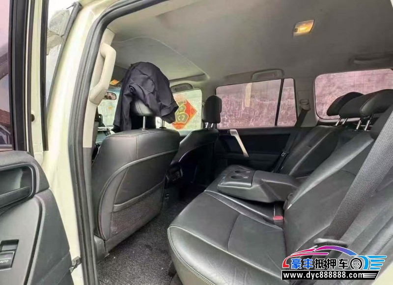 16年丰田普拉多（霸道）轿车抵押车出售