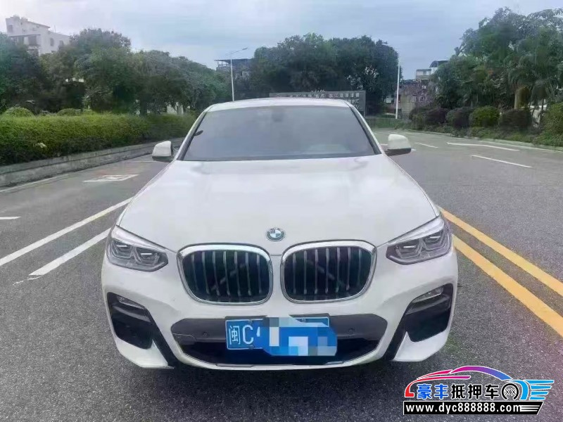 19年宝马X4轿车抵押车出售