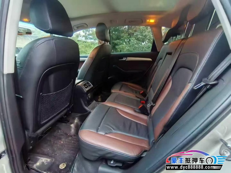 17年奥迪Q5轿车抵押车出售