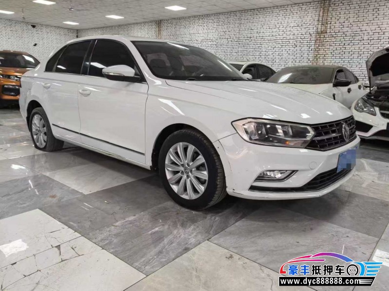 16年大众宝来轿车抵押车出售
