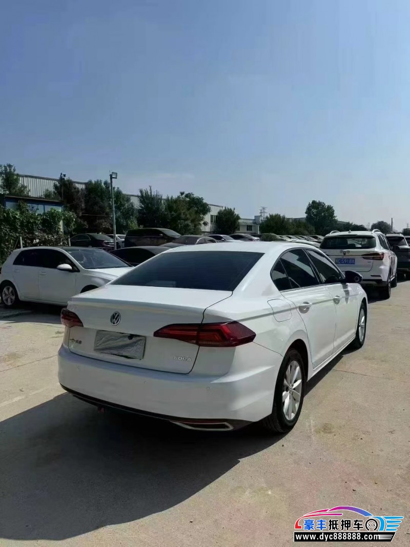 19年大众宝来轿车抵押车出售