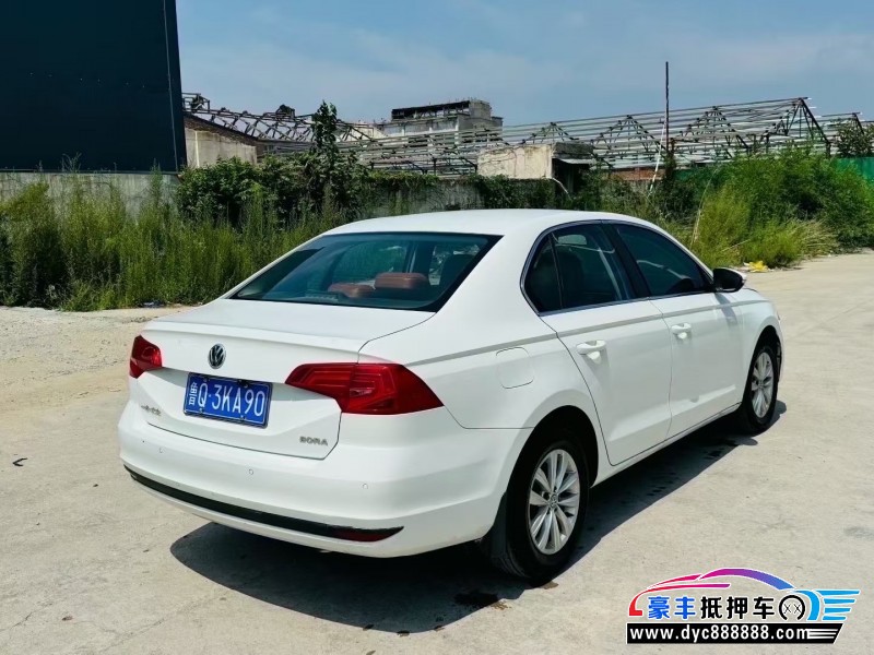 18年大众宝来轿车抵押车出售
