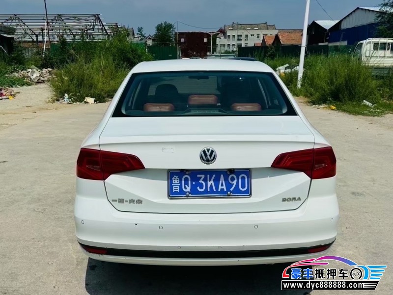 18年大众宝来轿车抵押车出售