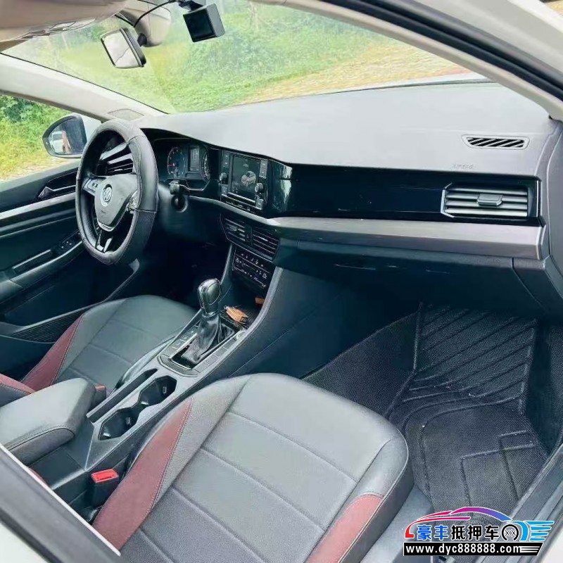 20年大众宝来轿车抵押车出售