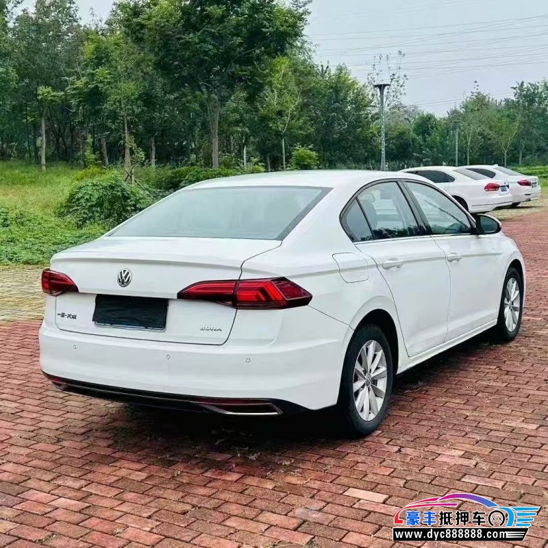 20年大众宝来轿车抵押车出售