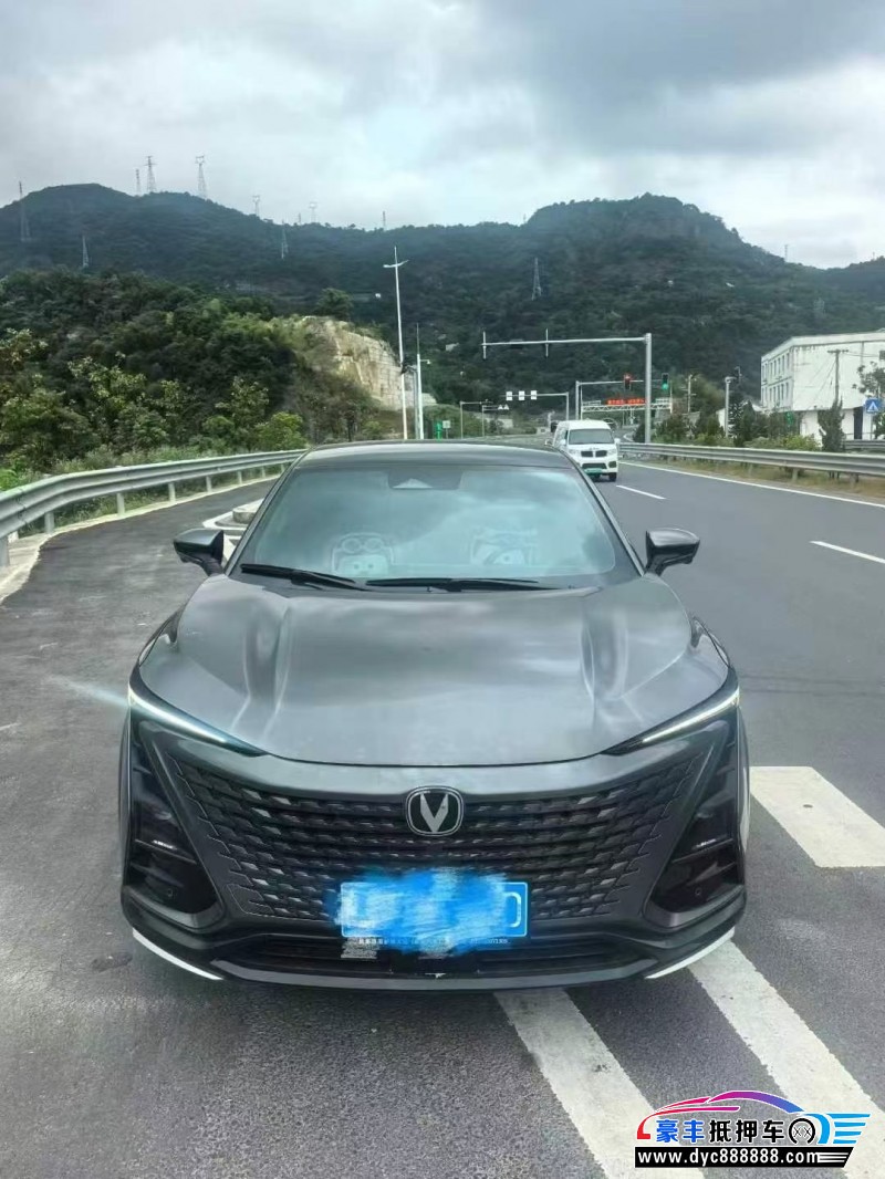 24年长安长安UNI轿车抵押车出售