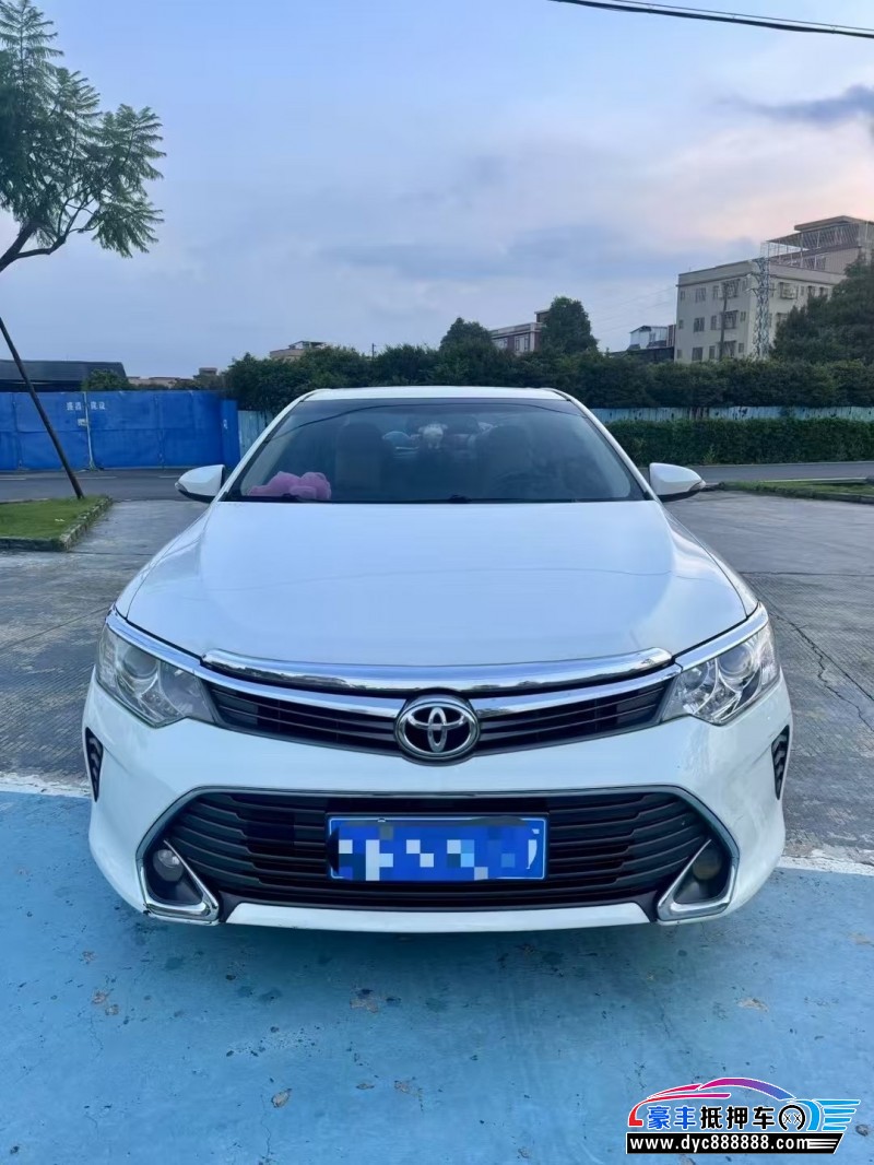 15年丰田凯美瑞轿车抵押车出售