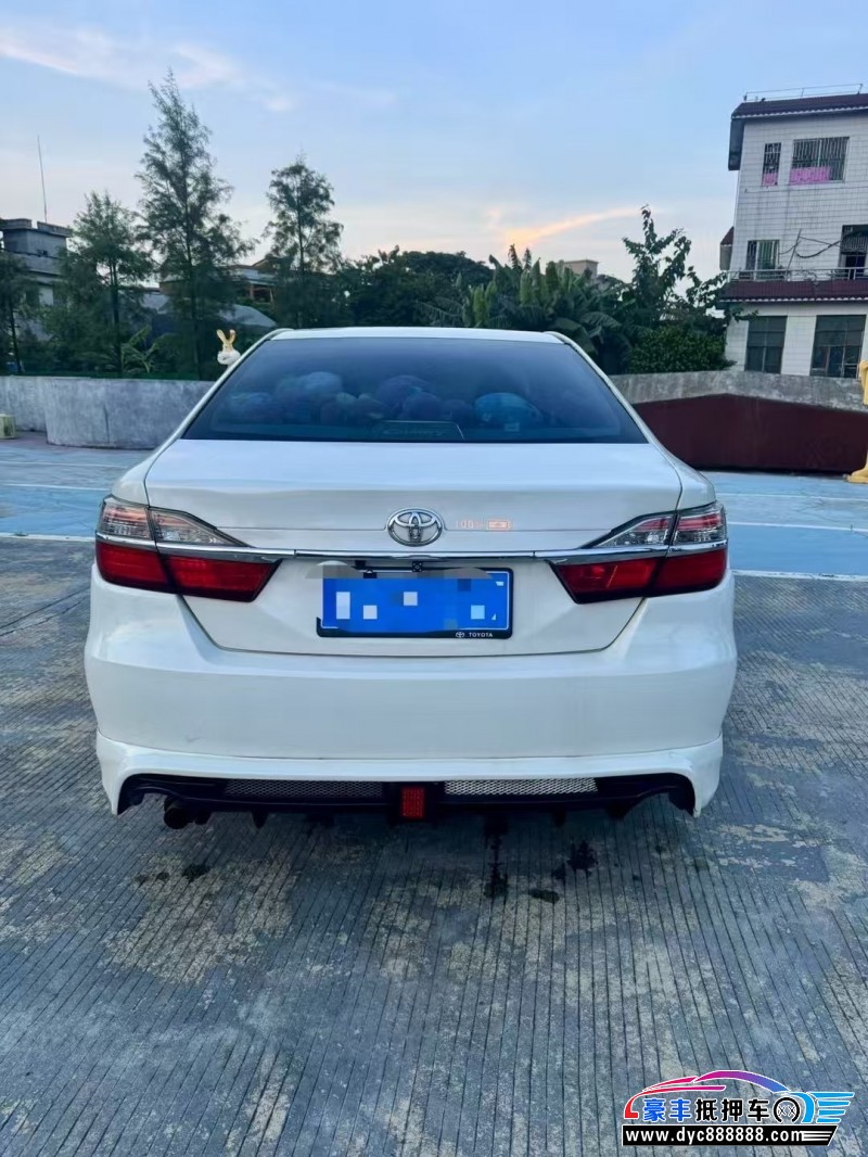 15年丰田凯美瑞轿车抵押车出售