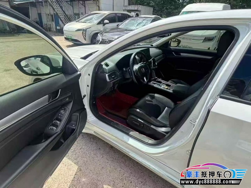 19年本田雅阁轿车抵押车出售