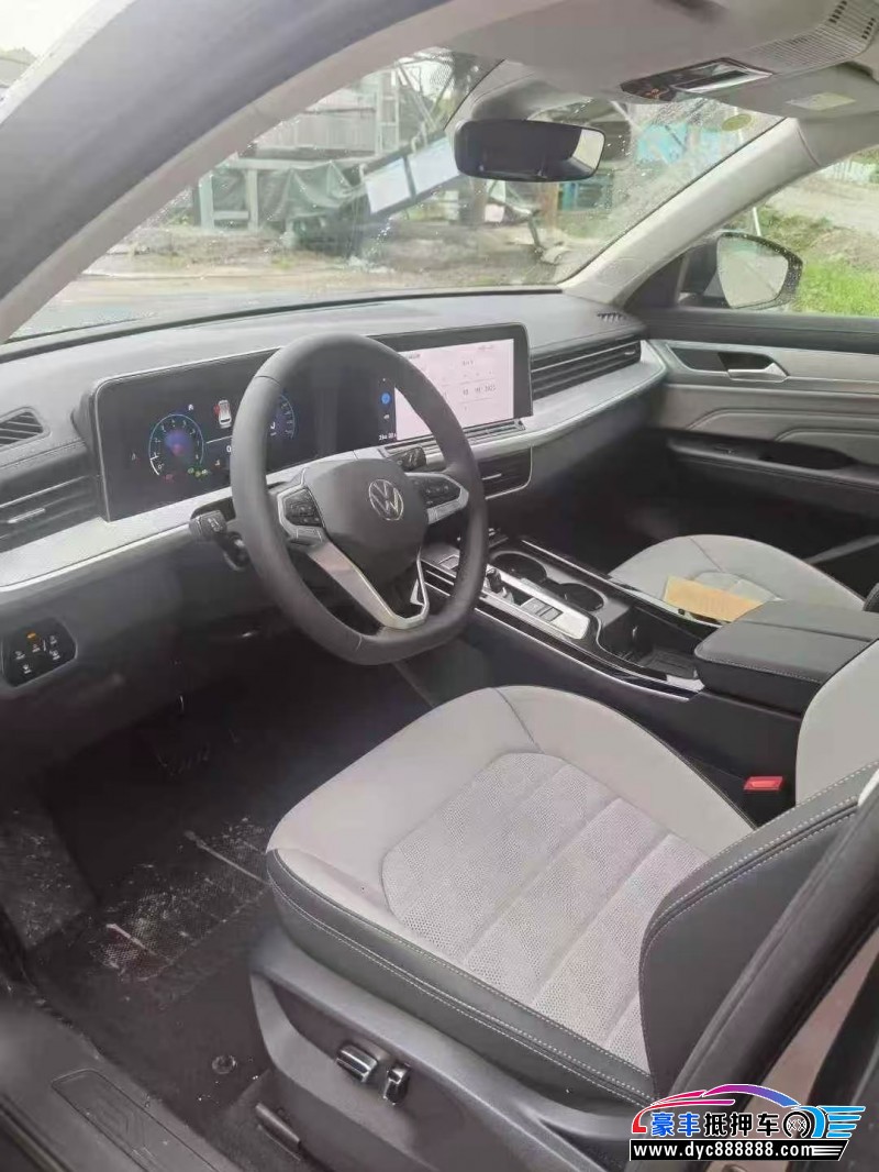 25年大众揽巡轿车抵押车出售