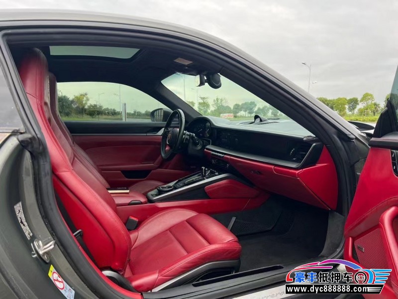 22年保时捷911轿车抵押车出售