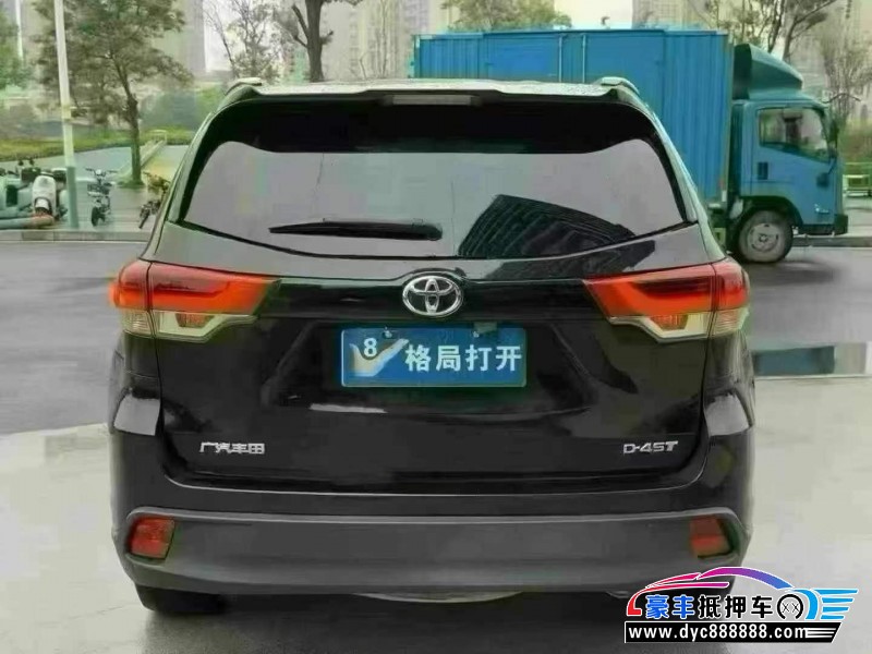 20年丰田汉兰达轿车抵押车出售