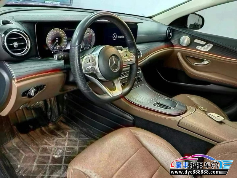 20年奔驰E轿车抵押车出售