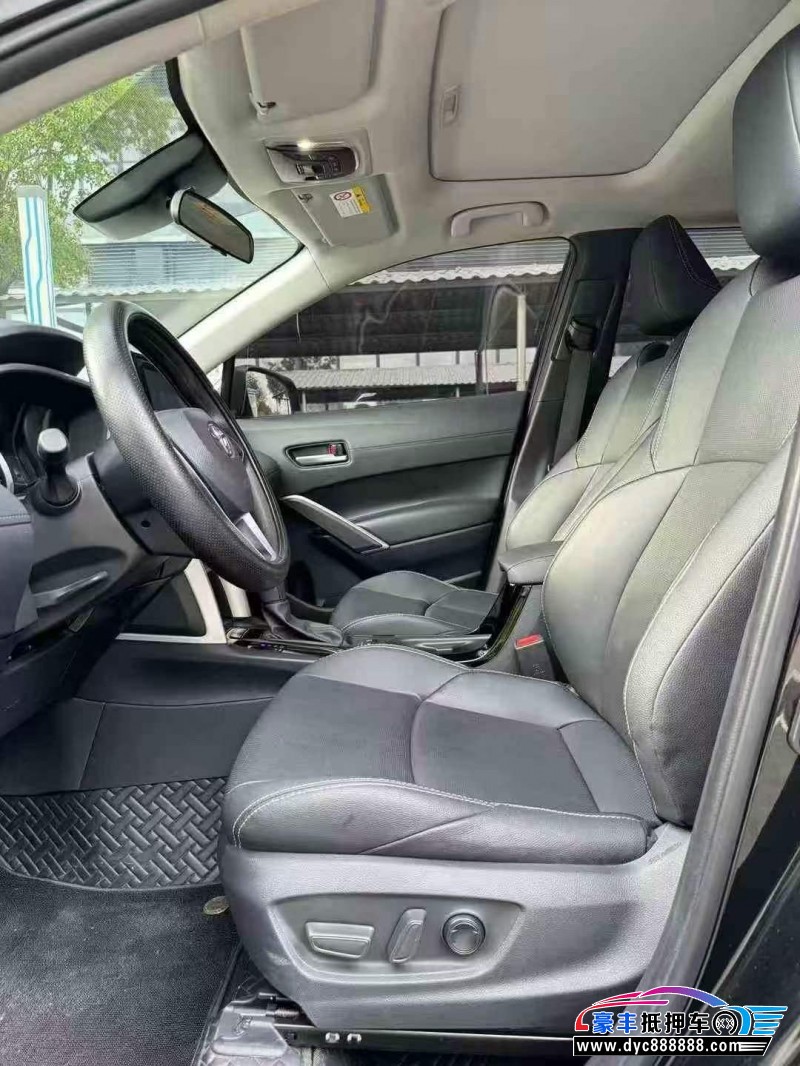 23年丰田锋兰达轿车抵押车出售