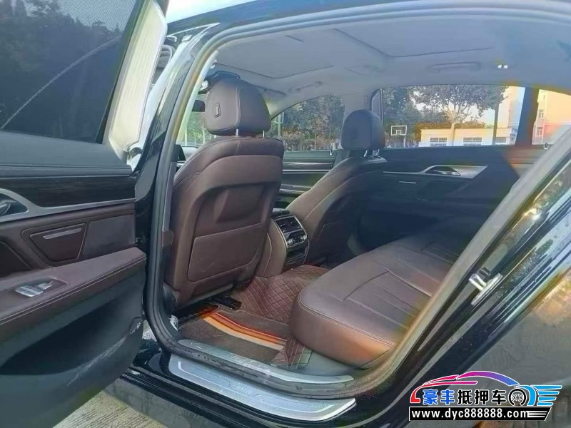 16年宝马7系轿车抵押车出售