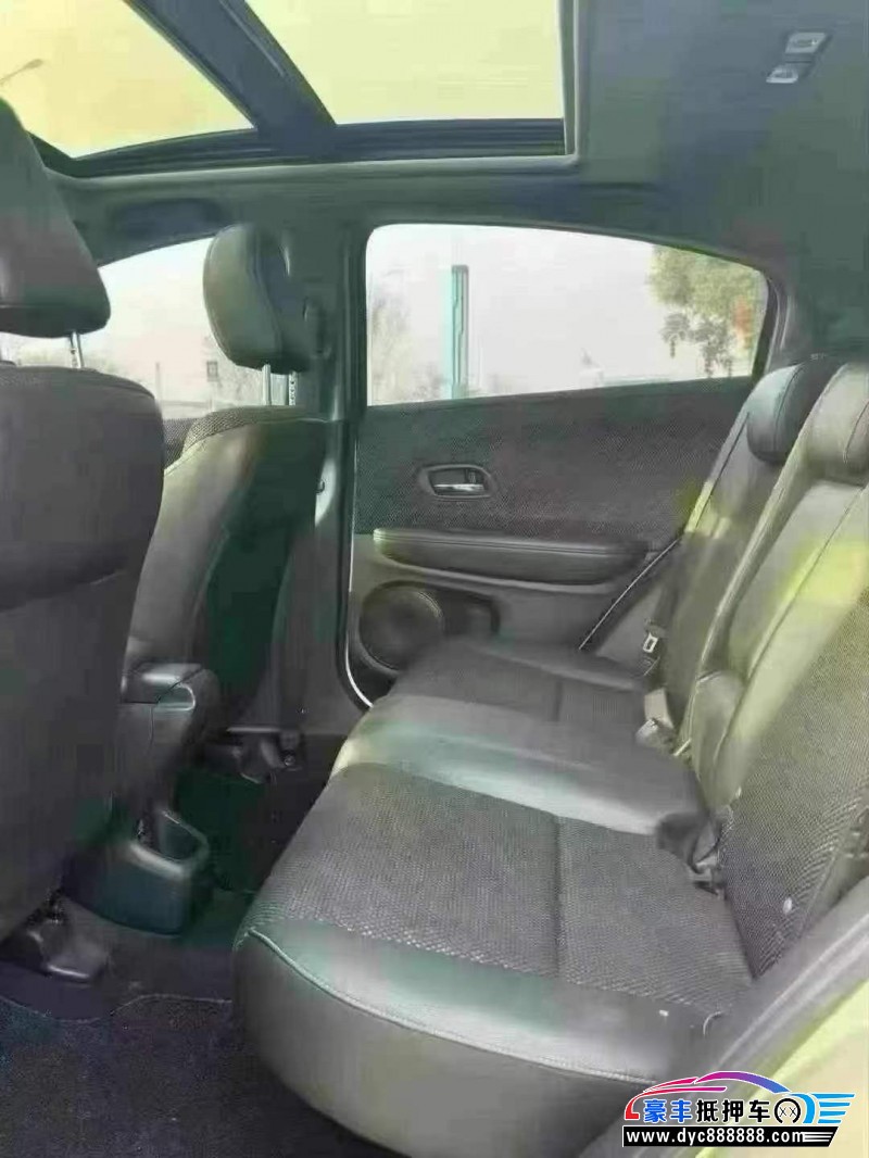 18年本田XRV轿车抵押车出售