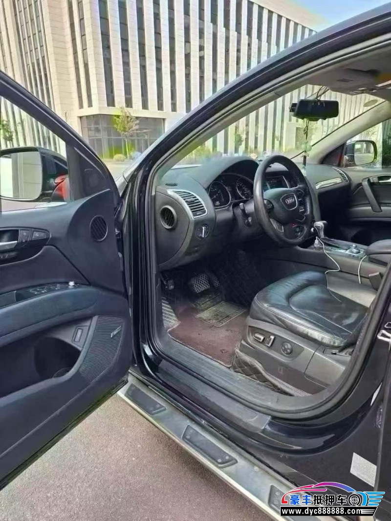 14年奥迪Q7轿车抵押车出售