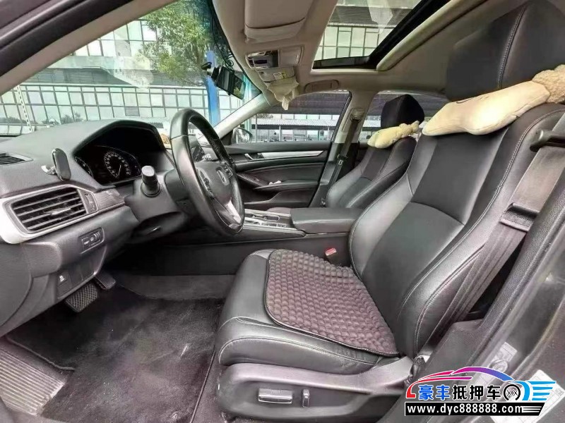 21年本田雅阁轿车抵押车出售