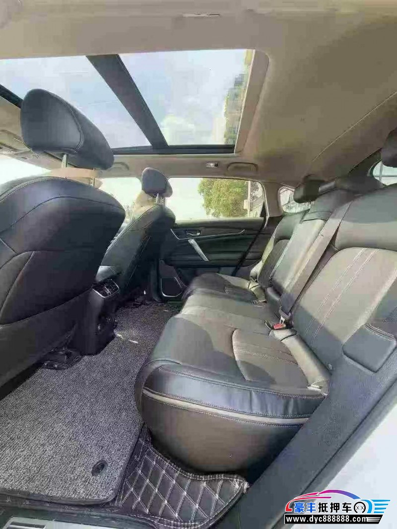 21年本田冠道轿车抵押车出售