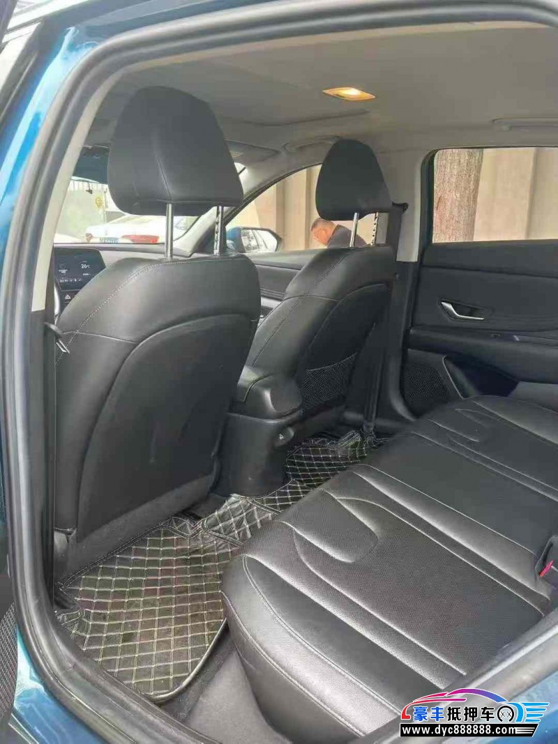 21年现代伊兰特轿车抵押车出售