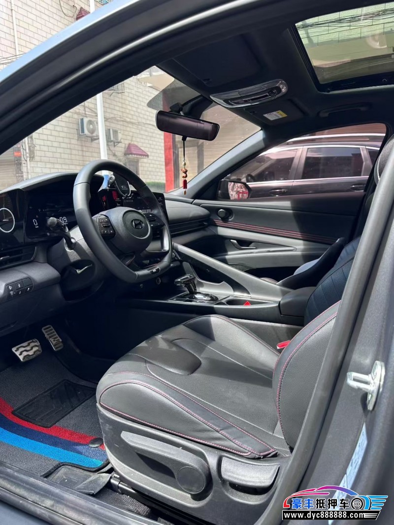 23年现代伊兰特轿车抵押车出售