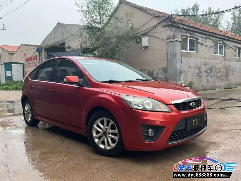 11年福特福克斯轿车抵押车出售