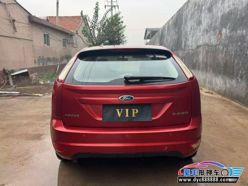 11年福特福克斯轿车抵押车出售