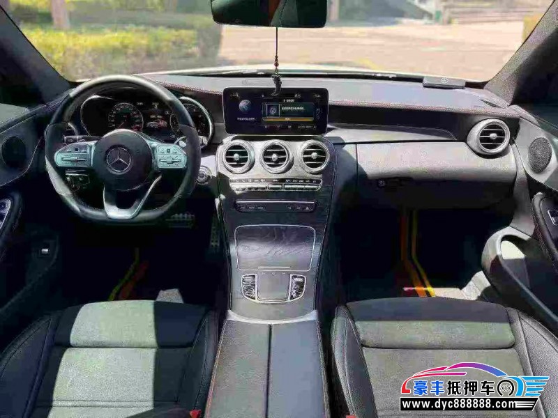 22年奔驰C轿车抵押车出售