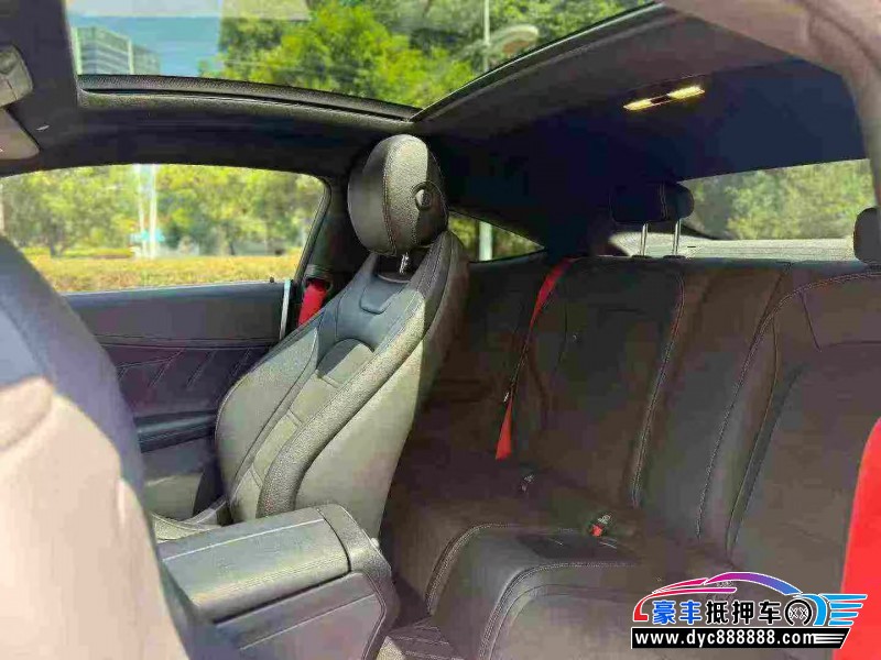 22年奔驰C轿车抵押车出售