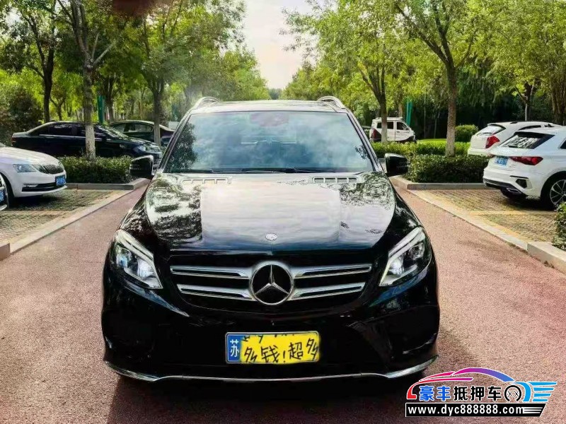 17年奔驰GLE轿车抵押车出售