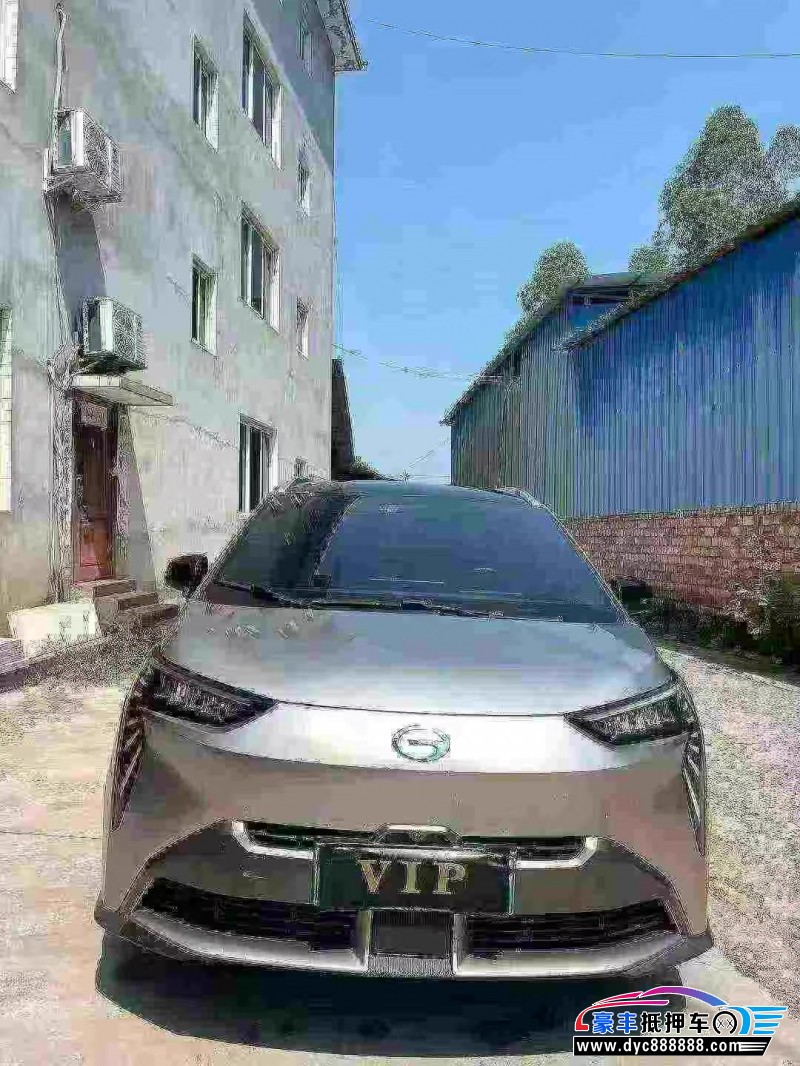 22年埃安Y70轿车抵押车出售