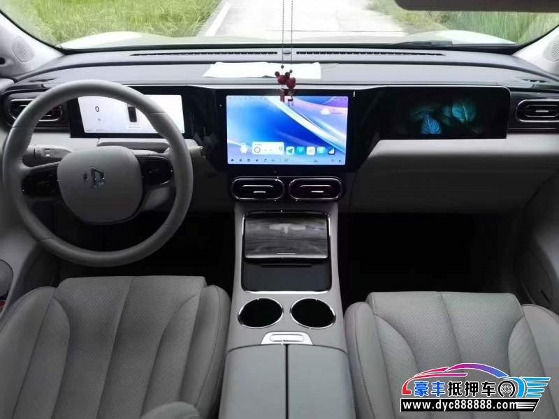 22年零跑C11轿车抵押车出售