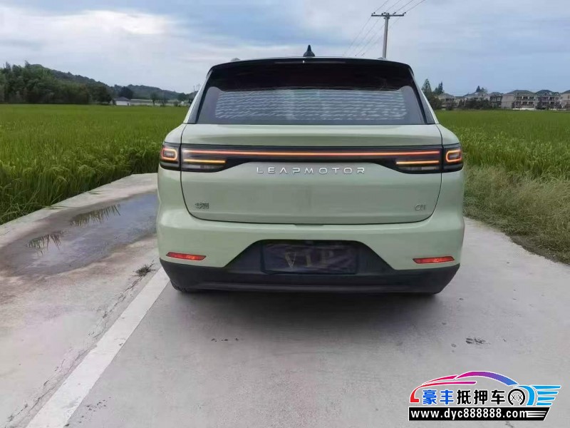 22年零跑C11轿车抵押车出售