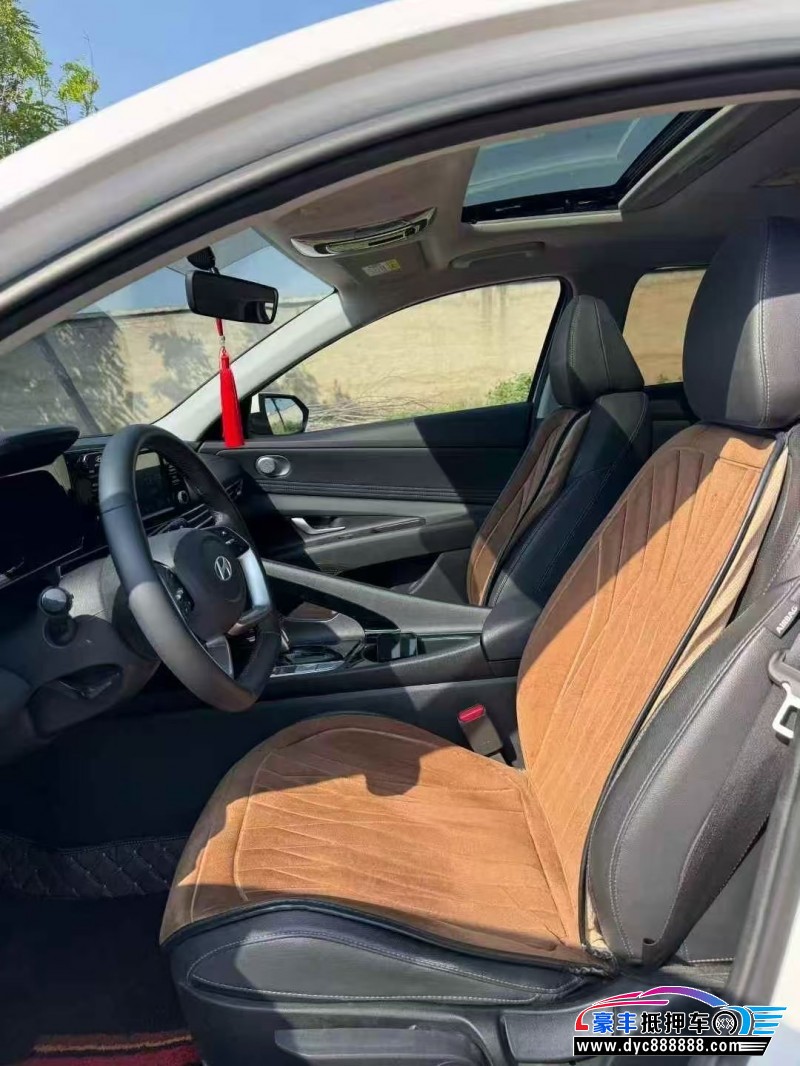 23年现代伊兰特轿车抵押车出售