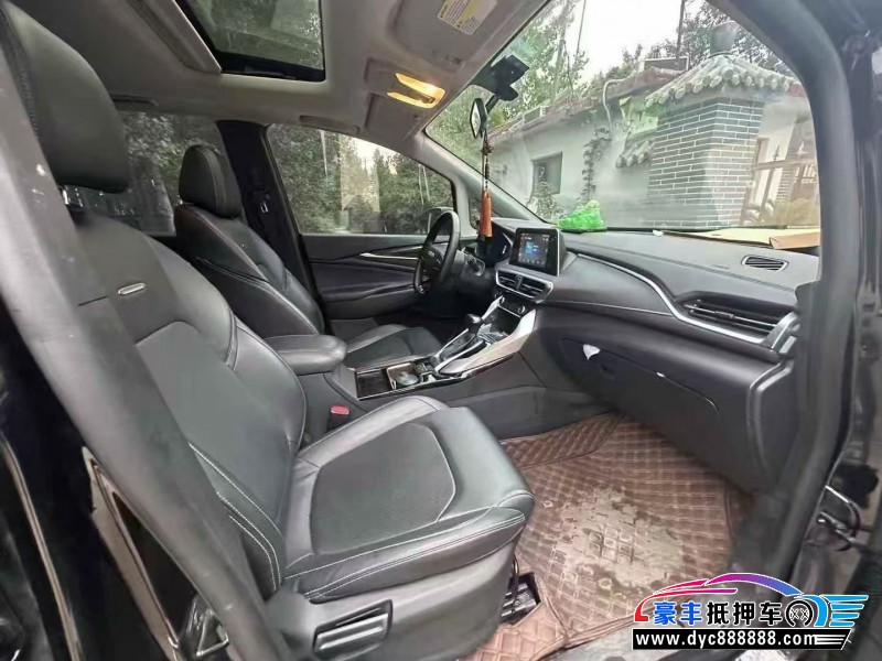 23年上汽大通G50轿车抵押车出售