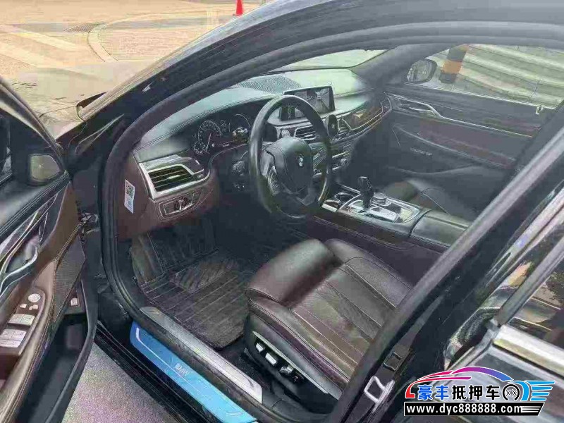 16年宝马7系轿车抵押车出售