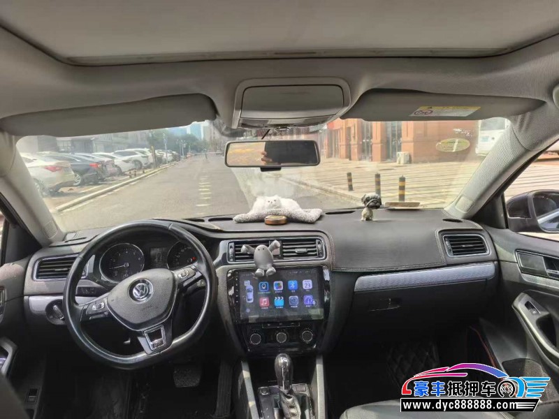 18年大众速腾轿车抵押车出售