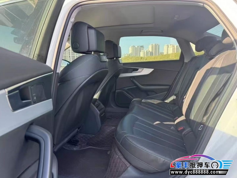 22年奥迪A4L轿车抵押车出售