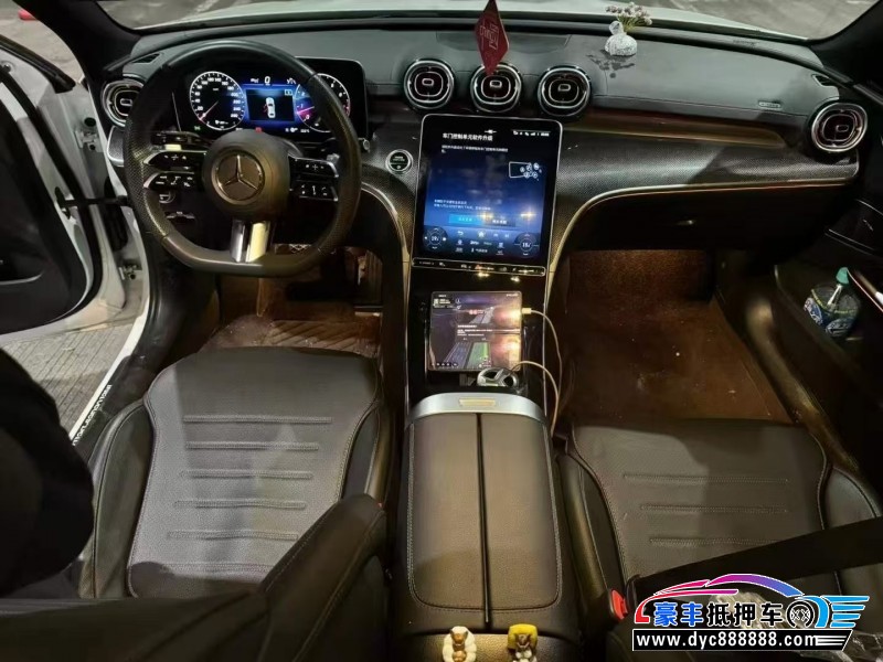 23年奔驰C轿车抵押车出售