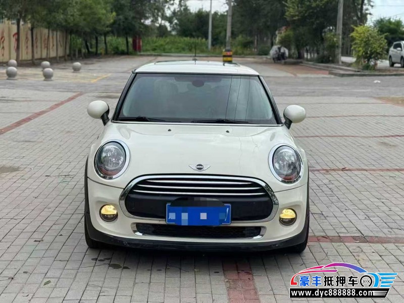17年宝马MINI轿车抵押车出售