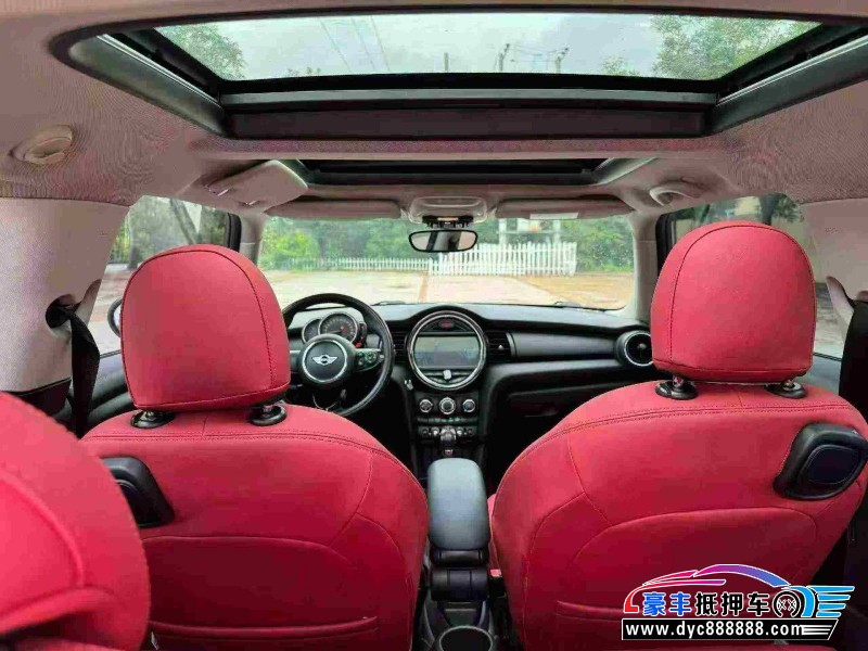 17年宝马MINI轿车抵押车出售