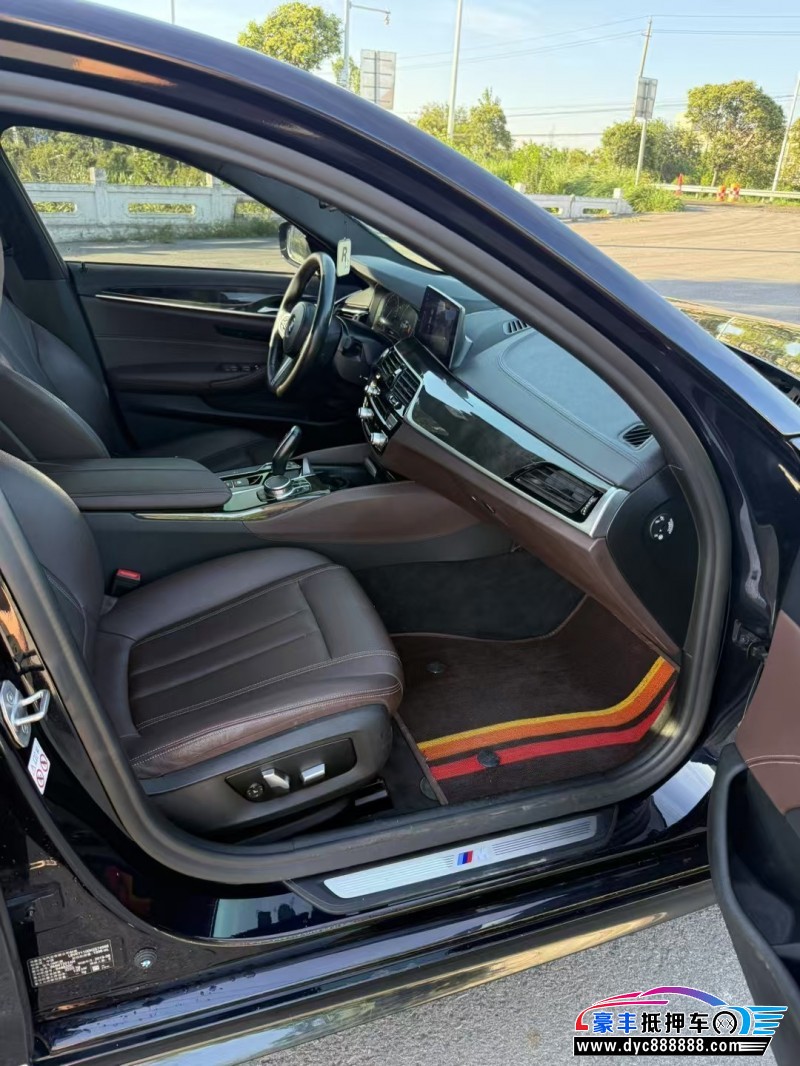 19年宝马5系轿车抵押车出售