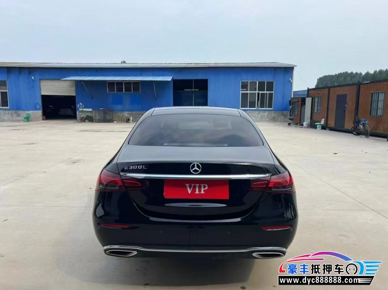 22年奔驰E轿车抵押车出售