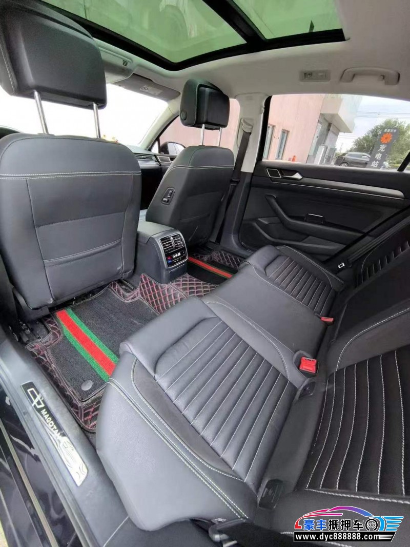 21年大众迈腾轿车抵押车出售