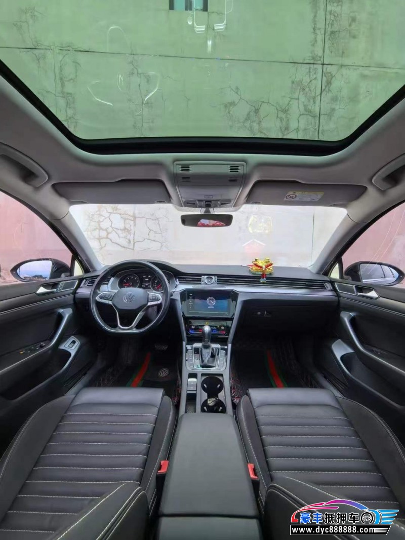 21年大众迈腾轿车抵押车出售