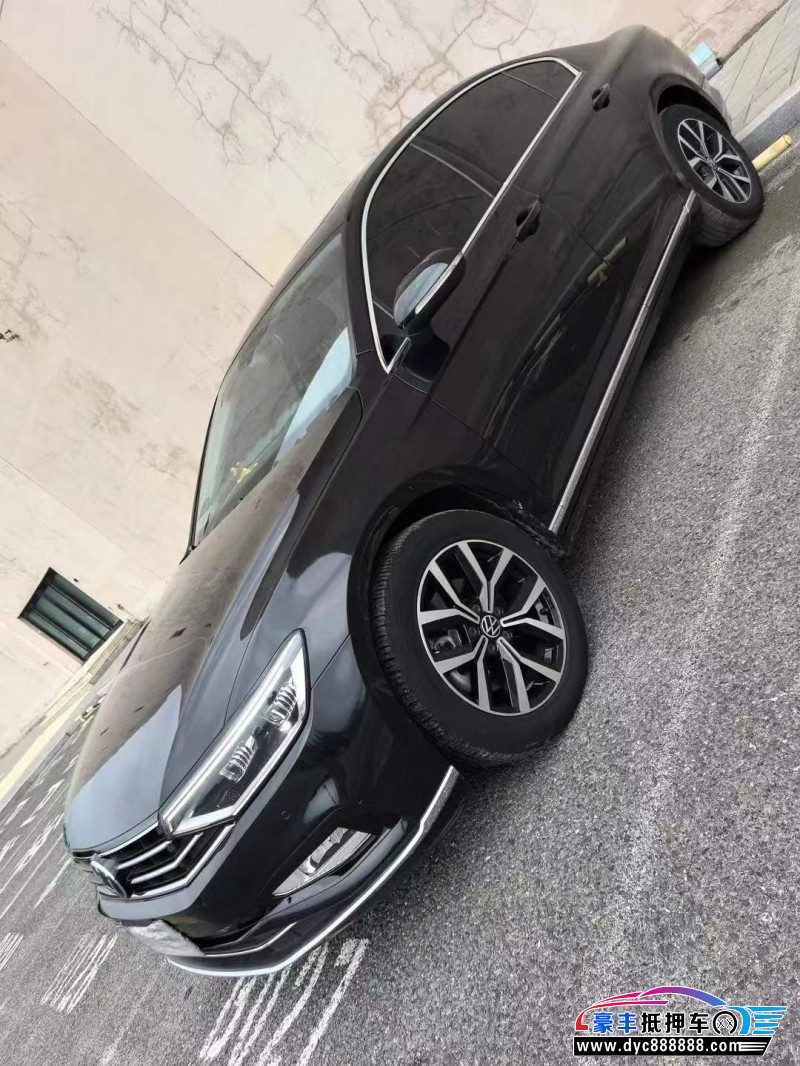 21年大众迈腾轿车抵押车出售