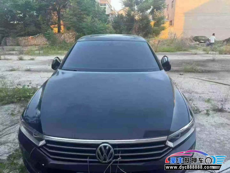 17年大众迈腾轿车抵押车出售