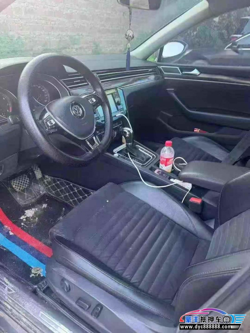 17年大众迈腾轿车抵押车出售