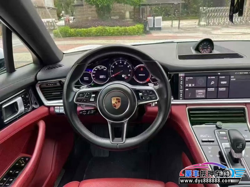 19年保时捷帕纳梅拉轿车抵押车出售